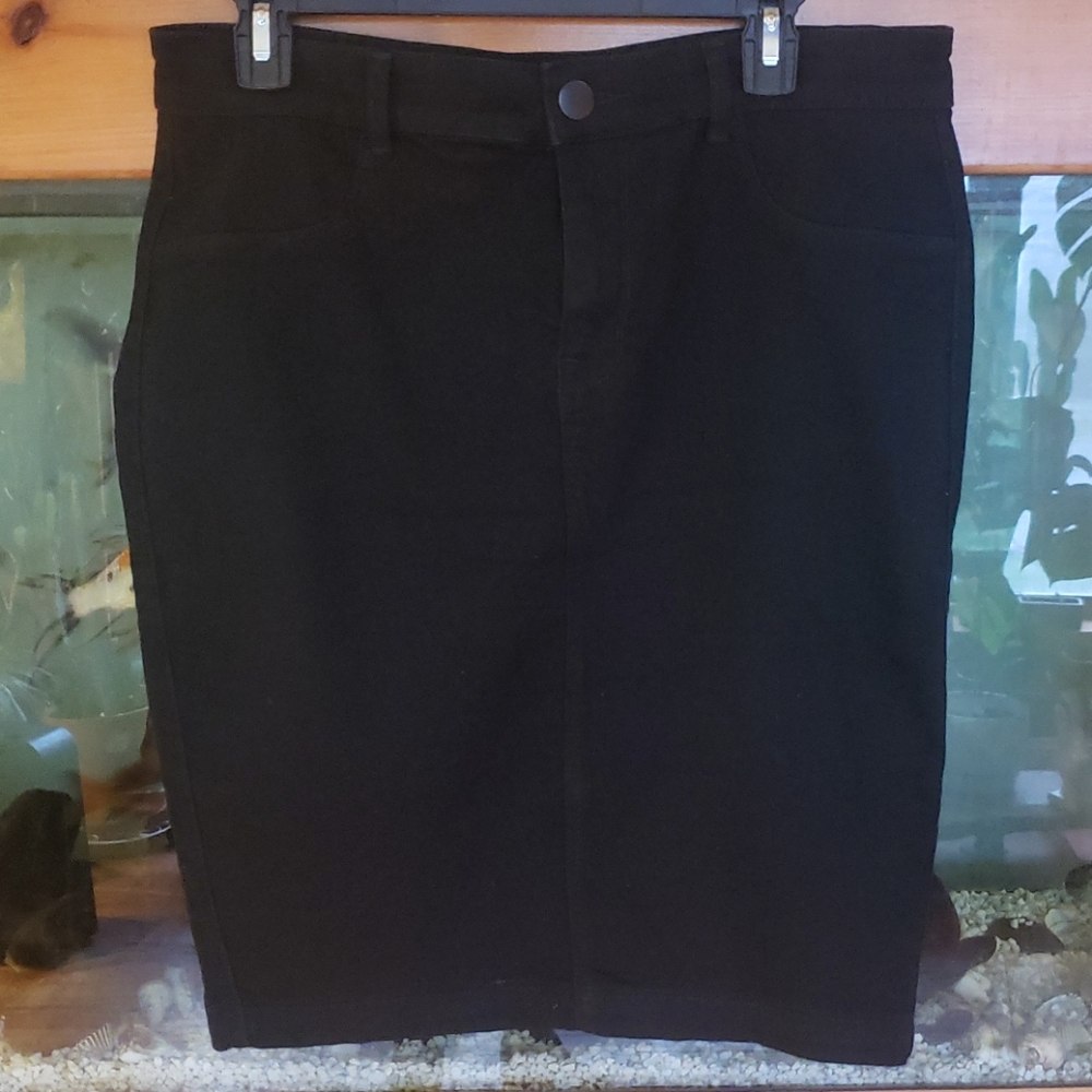 Black Jean Above the Knee Skirt